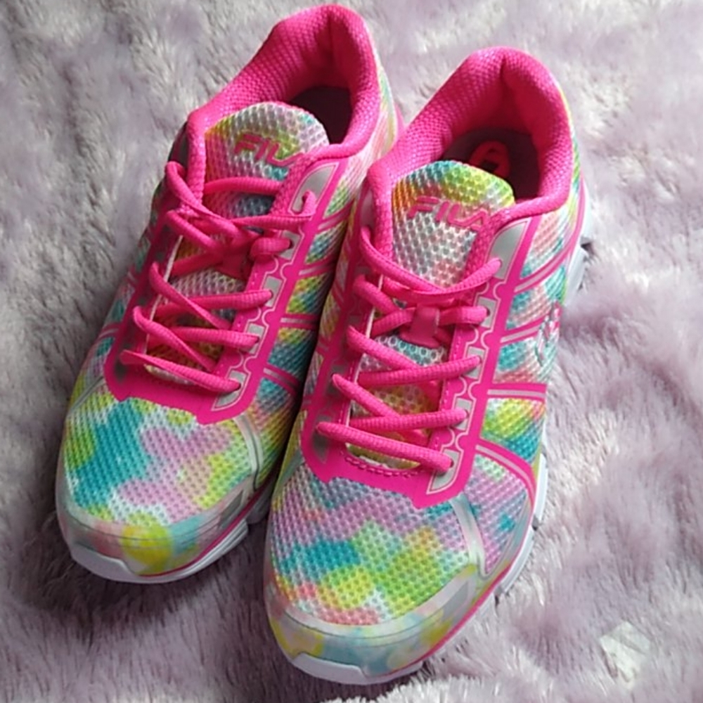 NEW Fila speed glide 3 athletic shoes